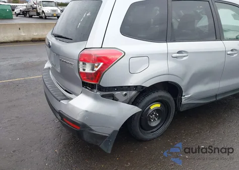 2015 Subaru Forester 2.5I Premium из США, поврежденный, VIN JF2SJADC3FH535366